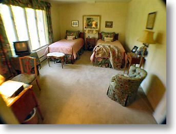 Guest room